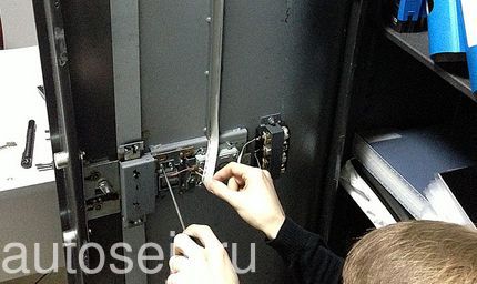 ремонт сейфовых дверей